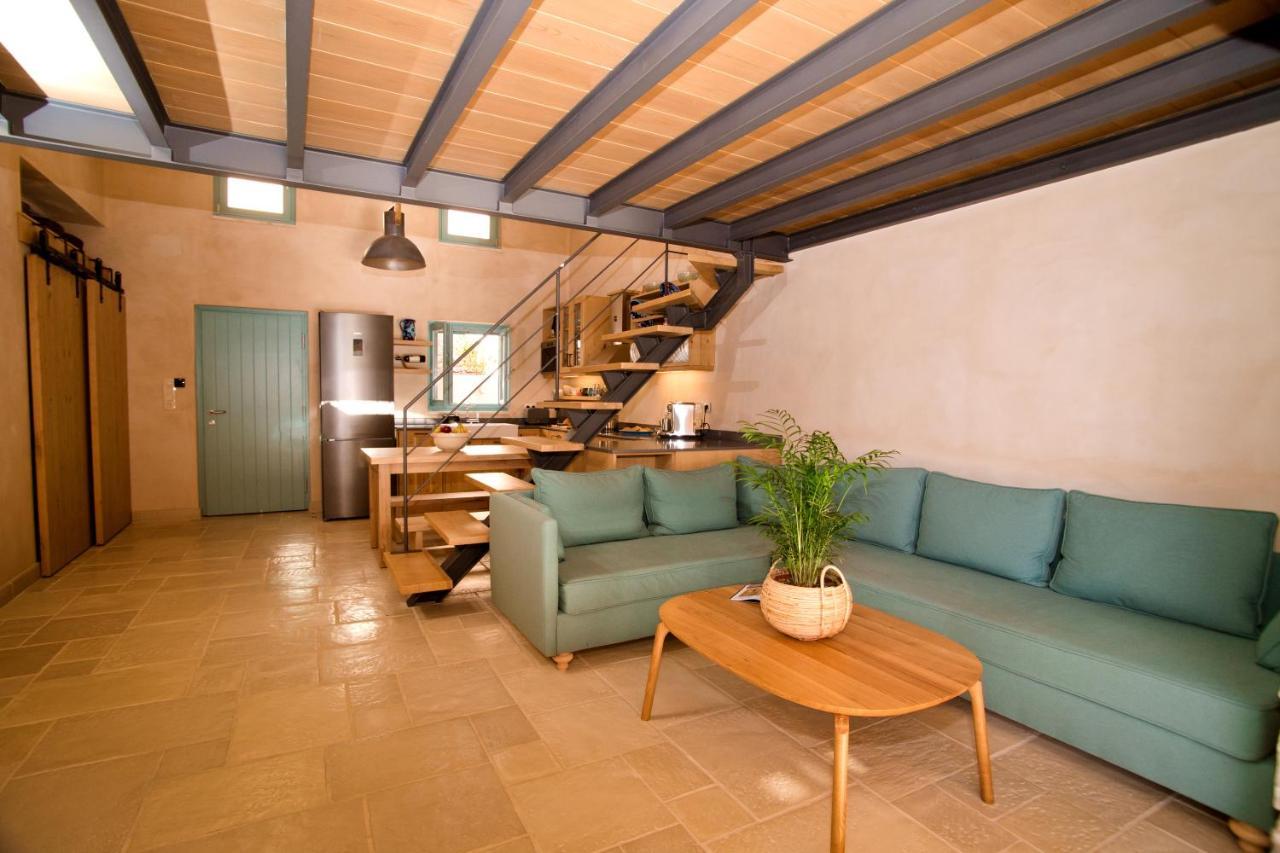 Petra Boutique Villas Arginonda 外观 照片